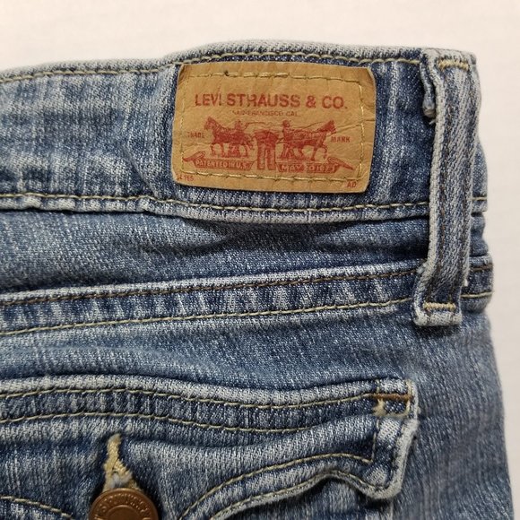 Levi's jeans 9 Too Superlow 524 bootcut flare denim whiskered lightly distressed - Picture 13 of 16